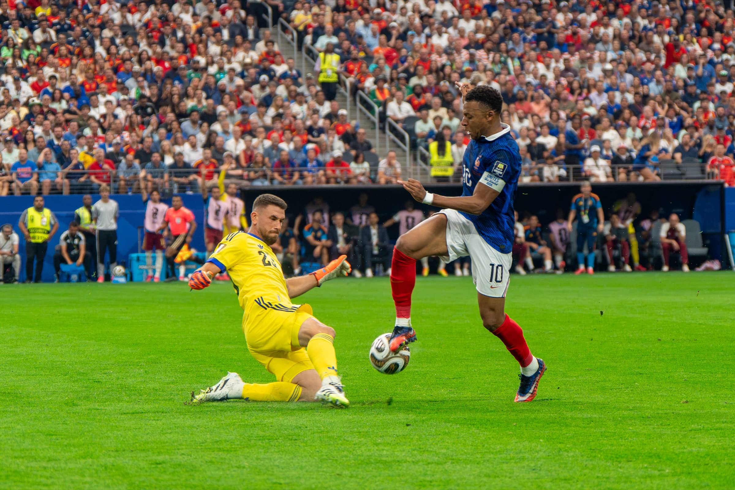 Unai Simon facing Kylian Mbappe during France vs Spain at the 2026 FIFA World Cup